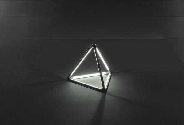 Tetra Orta Boy Vloerlamp Zwart