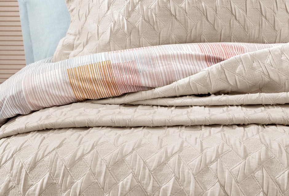 Lennox Beige Bedsprei Eenpersoons