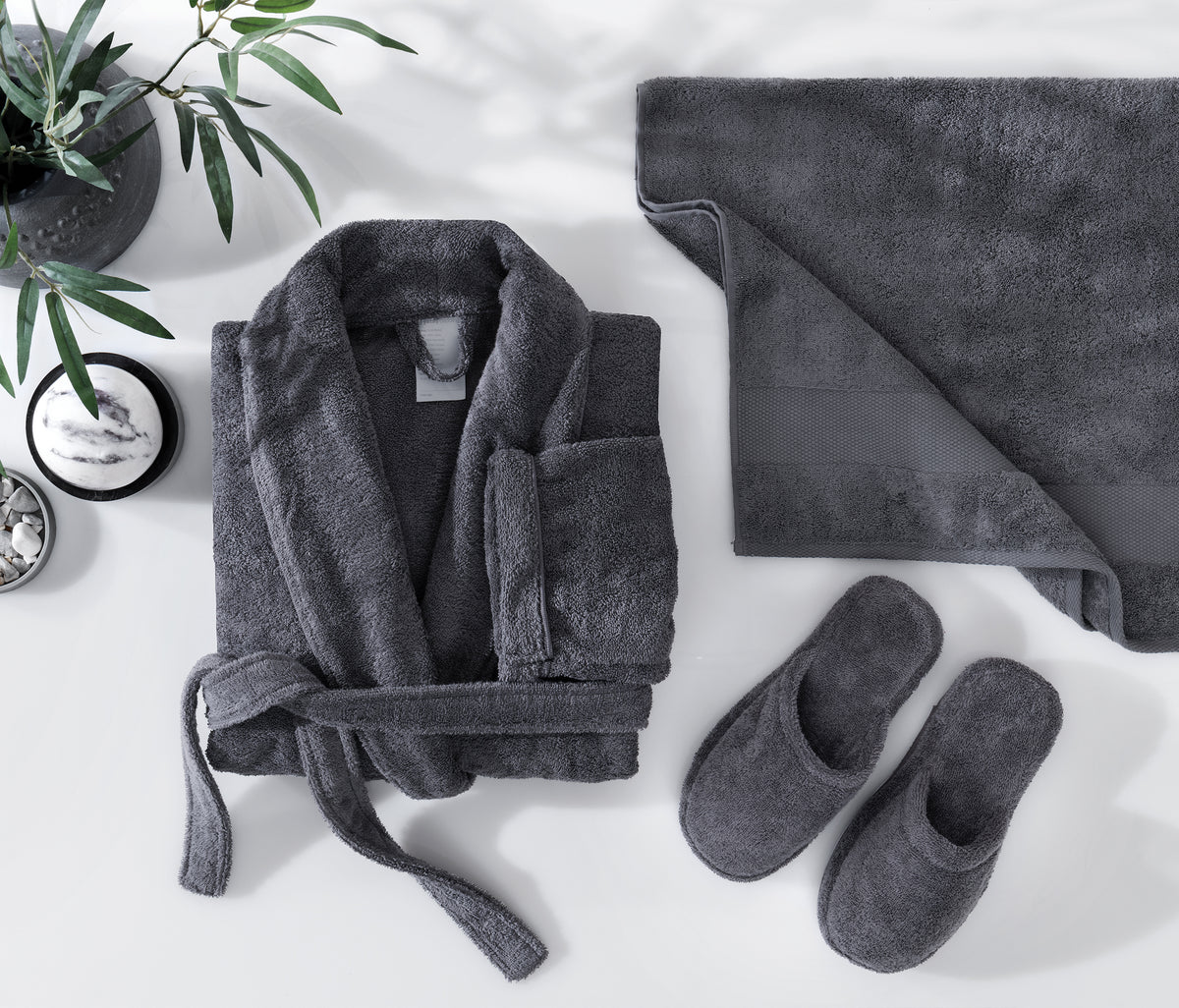 Essentials Badset Antraciet