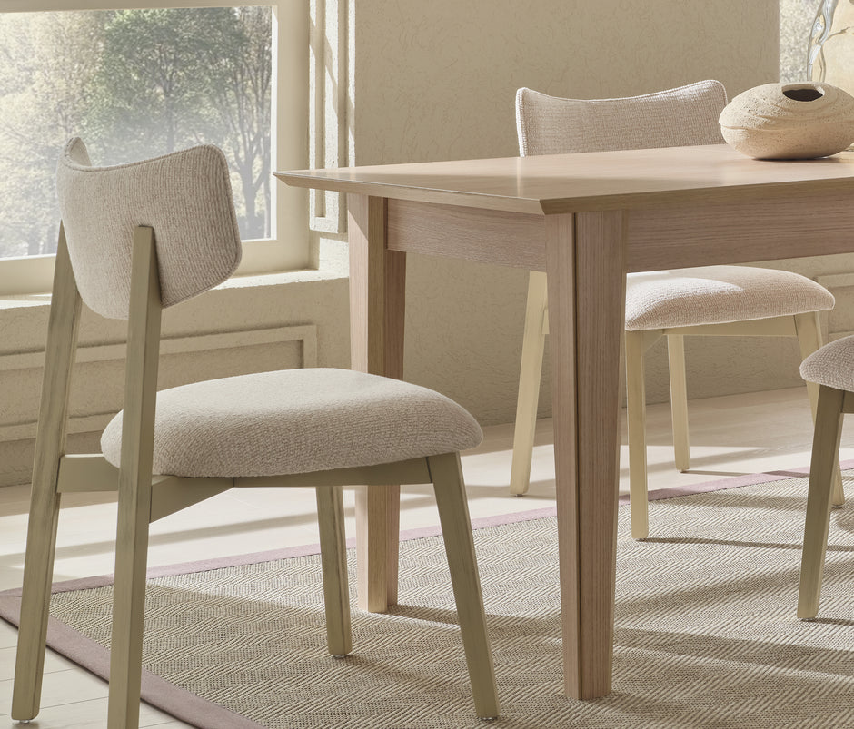 Verona Stoel met Houten Poten Linnen Look