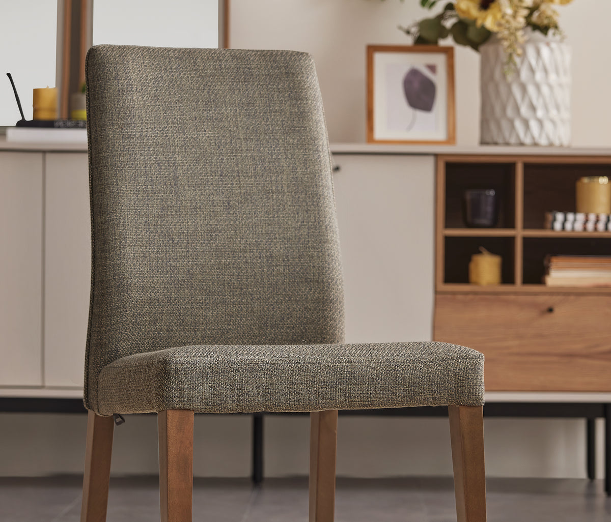 Loreto Stoel met Houten Poten Linnen Look - foto 4