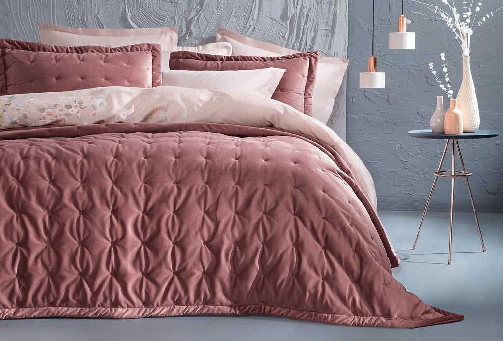 Vals Oudroze Fluweel Bed Sprei Seti Tweepersoons