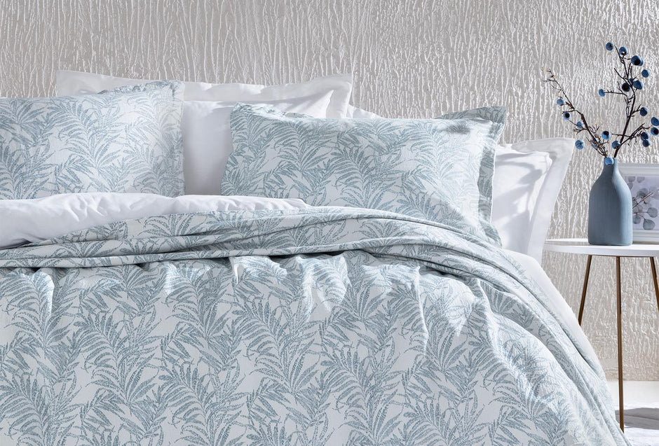 Agape Indigo Bedsprei Tweepersoons