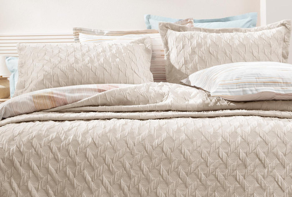 Lennox Beige Bedsprei Eenpersoons