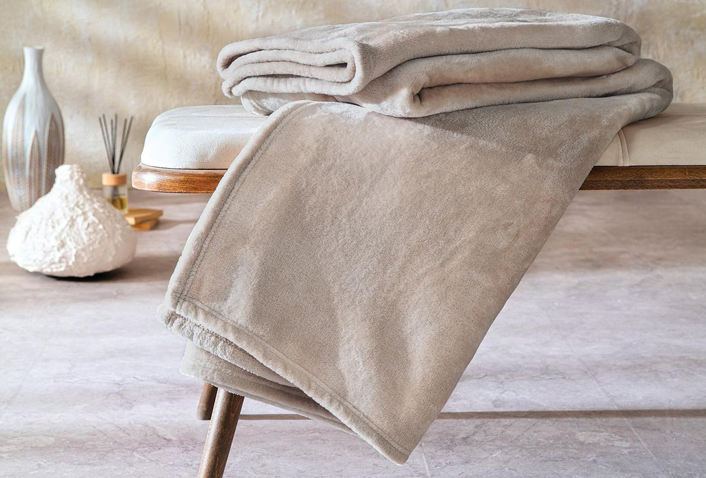 Olenna Beige Tv-plaid 140x190 cm 1 Stuks