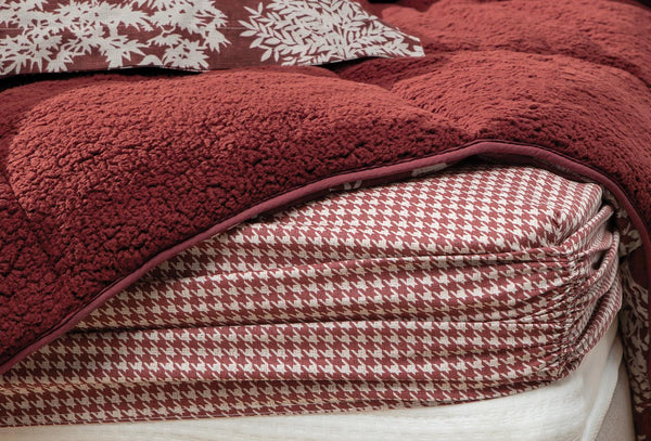 Pino Rood Triola Set Eenpersoons