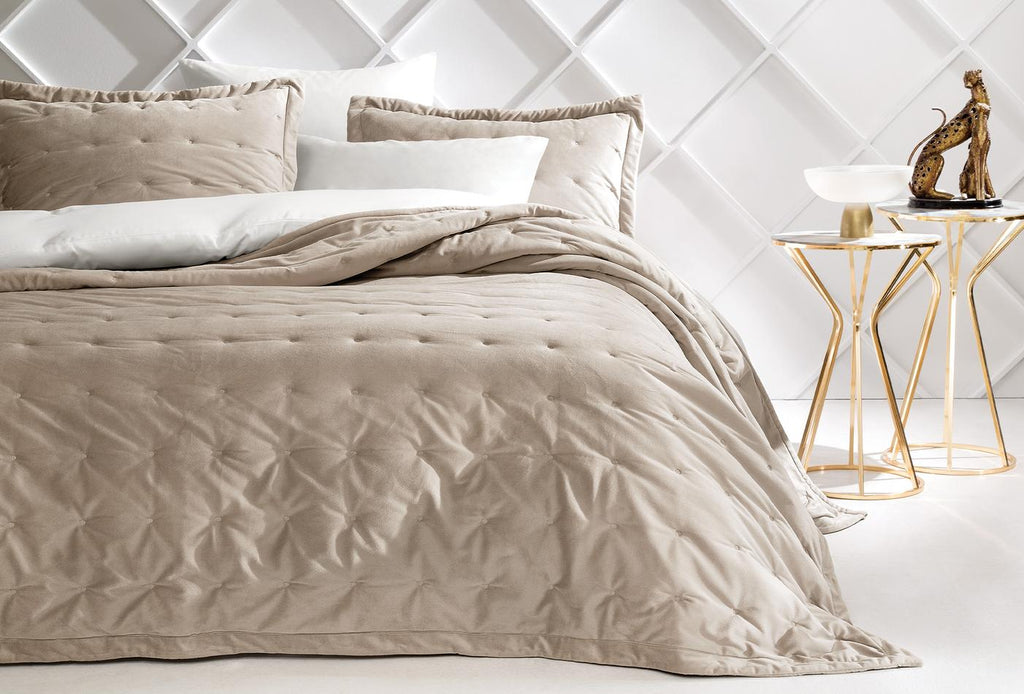 Vals Beige Fluweel Bed Sprei Seti Tweepersoons