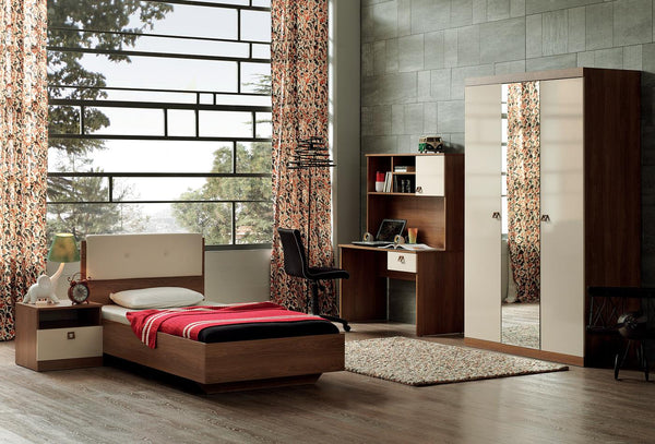 Mistral Bed met hoofdbord 2 met deuren Kast Bureau