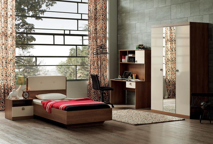Mistral Bed met hoofdbord 2 met deuren Kast Bureau