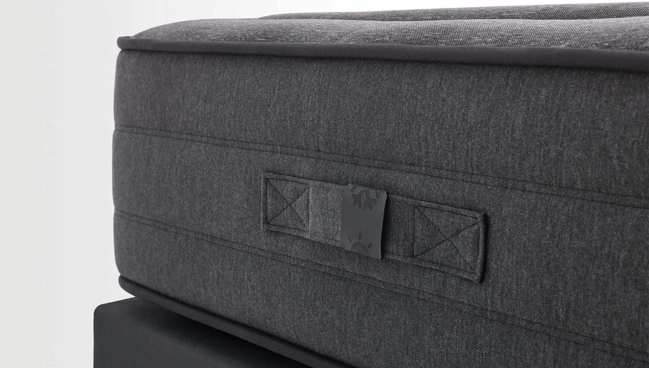 Yatas Bedding | Black Ice Matras | Pro Pocketvering Matras