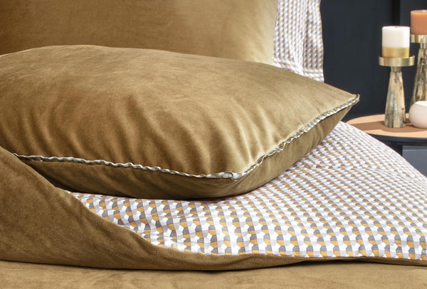 Charme Estie Camel Fluweel Saten Dekbedovertrekset Tweepersoons