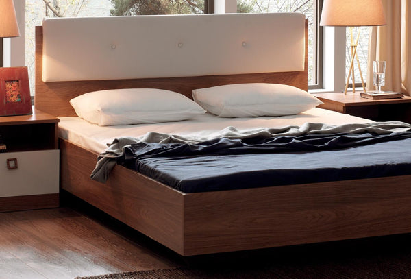 Mistral Bed met hoofdbord 160X200 Cm Creme leatherlook