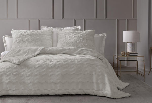 Liza Sampanya Bed Sprei Seti