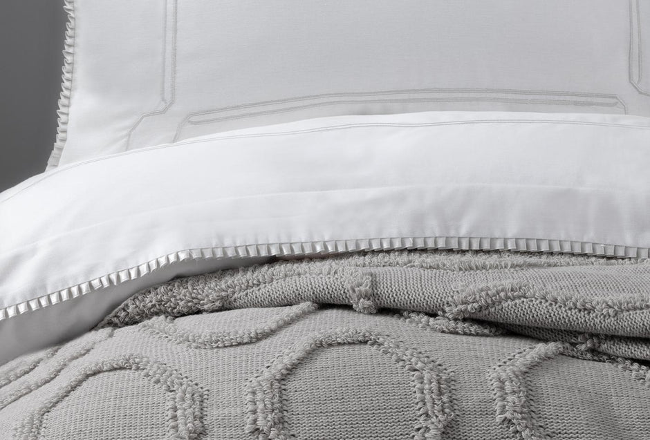 Dotty Taupe Uitzetset Tweepersoons